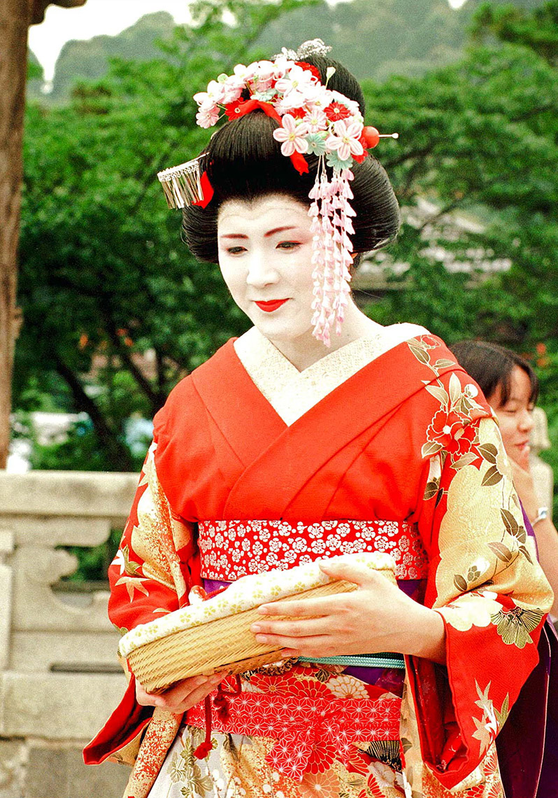 TRA_PhotoReporters_geisha_Kyoto_Japan